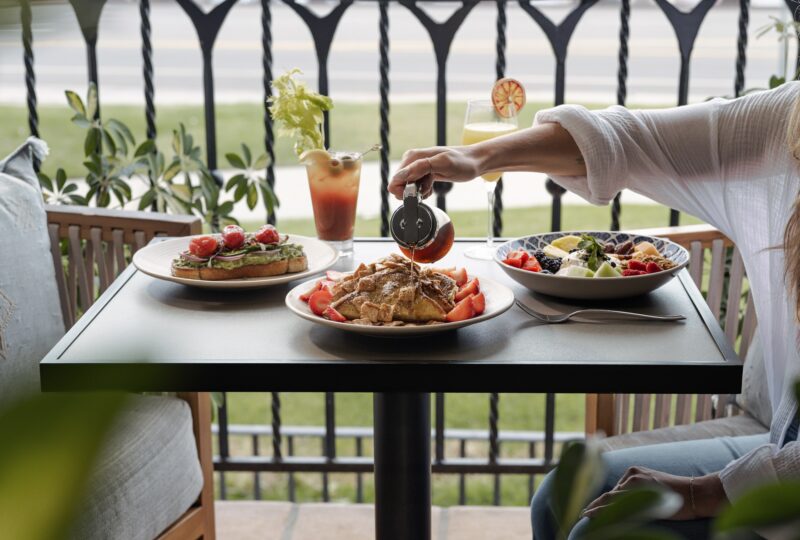 Enjoy a delicious breakfast with views of the sea